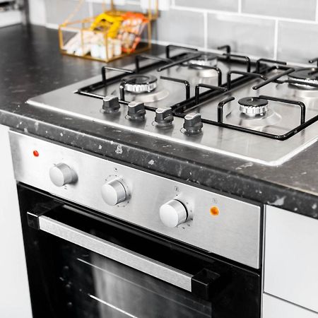 Modern Apartment - Cradley Heath - Top Rated - Netflix - Wifi - 1Mh Smethwick Exteriér fotografie